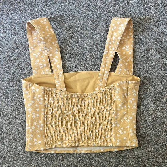 NWT Abercrombie crop tank - yellow floral - XS - Picture 2 of 3